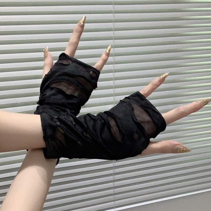 Yueqiu Girl Alt Fashion Ripped - Street Fashion Outfit Girl 评论和价格