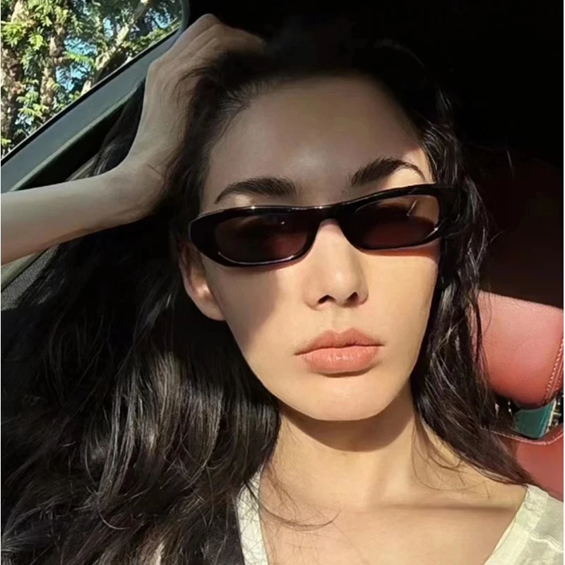 New Retro Oval Frame Sunglasse - Street Fashion Shoot 评论和价格