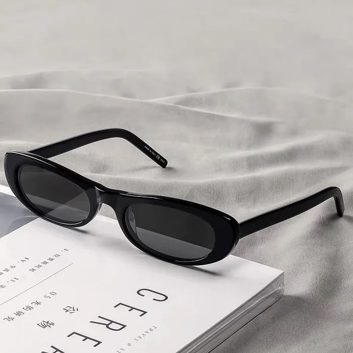 New Retro Oval Frame Sunglasse - Street Fashion Shoot 评论和价格