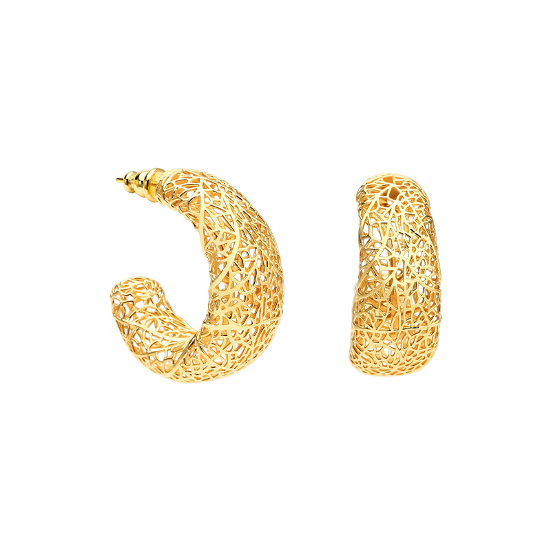 IVOG C Shape Hollowed Out Earr - Street Fashion Website 评论和价格
