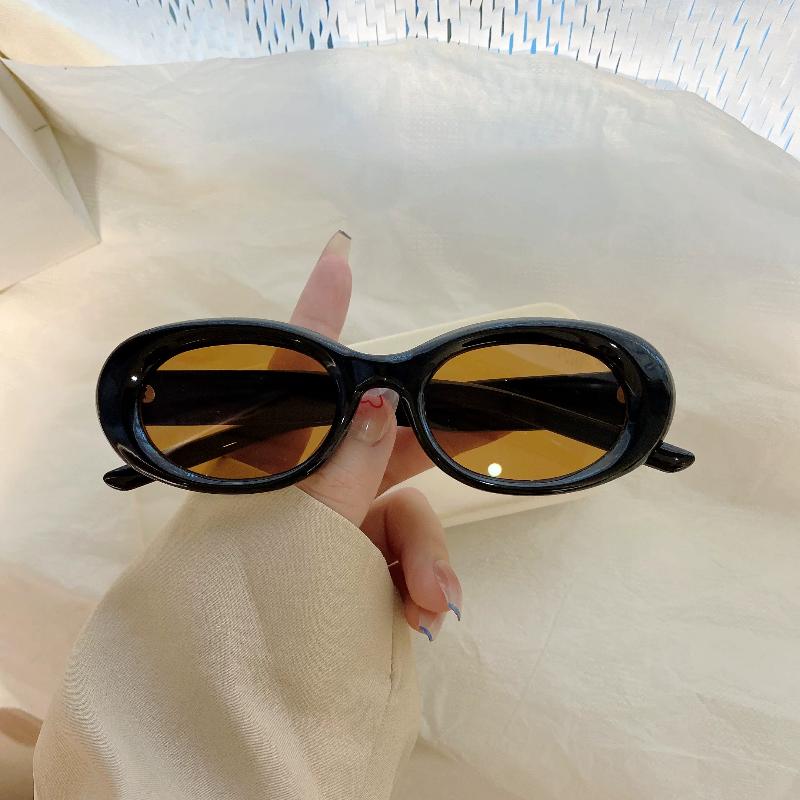 Retro Oval Sunglasses for Men  - Street Fashion Photo 评论和价格
